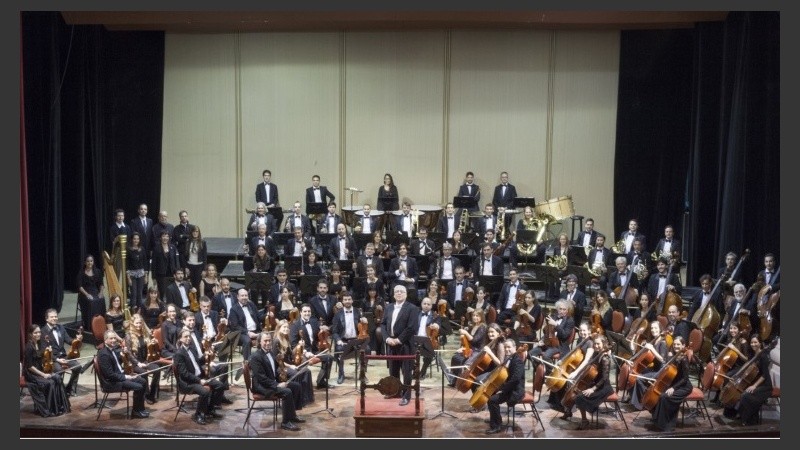 En la primera parte del concierto, la Orquesta Sinfónica de Rosario y Lito Vitale Quinteto interpretarán 