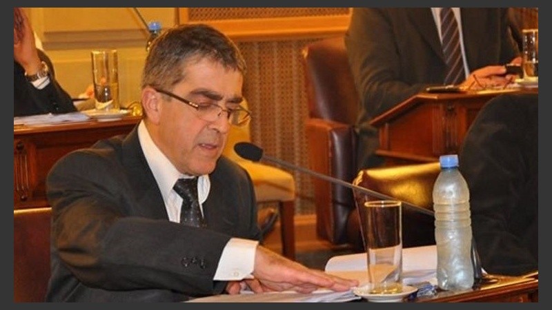 El senador Armando Taferri. 