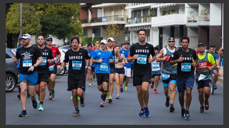La maratón recorrió varios puntos de la ciudad. (Alan Monzón/Rosario3.com)
