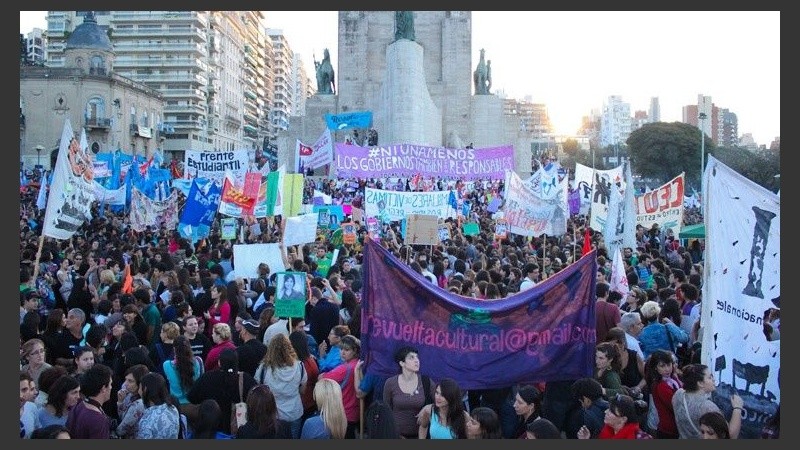 La primera marcha del Ni una menos en Rosario, junio de 2015.