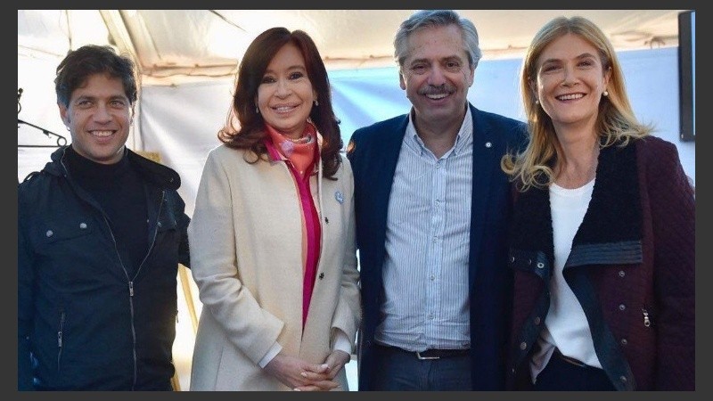 Kicillof y Magario, en los extremos de la fórmula de los Fernández a la presidencia.