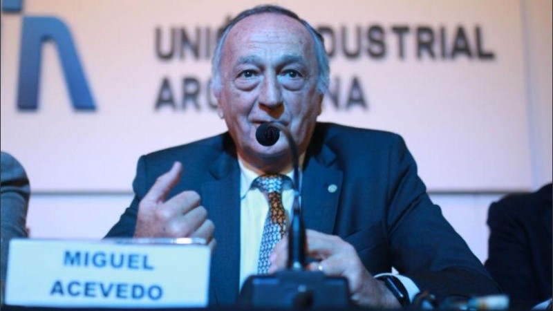 El presidente de la UIA criticó el modelo del gobierno de Macri. 