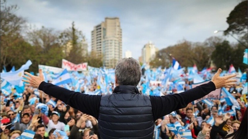 Mauricio Macri en Paraná en la marcha del 