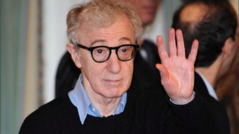 Woody Allen nació el 1 de diciembre de 1935 en Brooklyn, Nueva York, Estados Unidos.