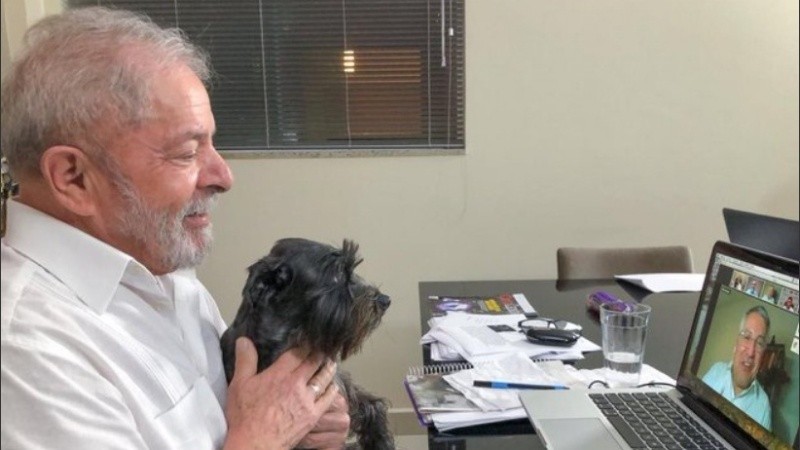 Lula hablará en vivo por internet con el rector Batolacci.
