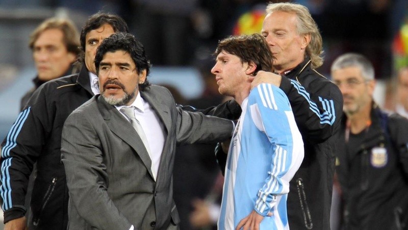Maradona y Messi, juntos en el Mundial de Sudáfrica, cuando Diego fue el seleccionador. 