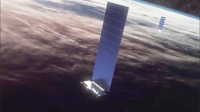 Starlink es una iniciativa que pretende enviar 4400 satélites al espacio para ampliar el alcance de la conectividad a nivel global.  