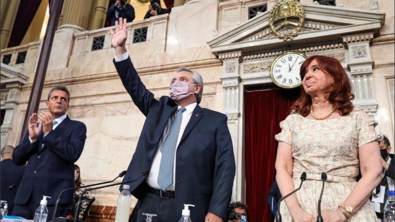 El presidente Alberto Fernández dio apertura de las sesiones legislativas, acompañado por Cristina Fernández y Sergio Massa. 