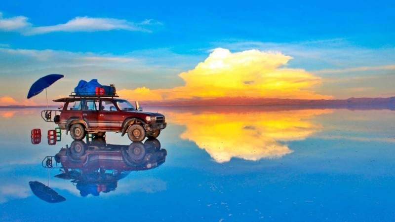 El Salar de Uyuni, en Bolivia, es uno de los trayectos favoritos