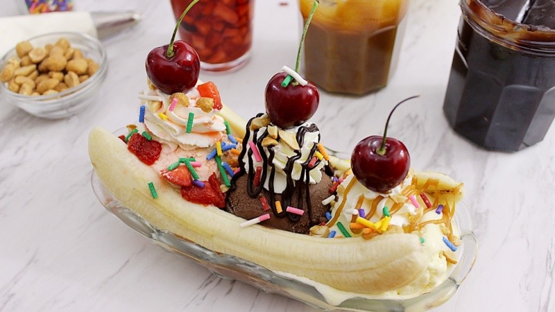 La mezcla de sabores otorgada por la banana fusionada con helado es lo que garantiza el éxito de esta propuesta