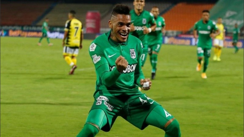 Álvez juega en Atlético Nacional de Medellín.