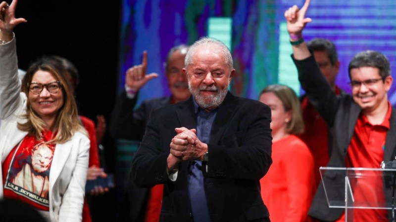 Lula agradeció a sus votantes y aseguró que 