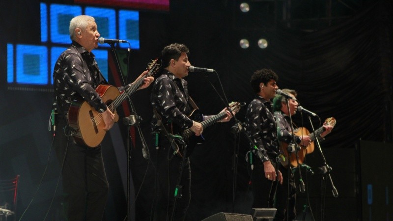 Los Carabajal en la segunda luna de Cosquín