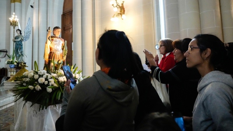 En la parroquia de Buenos Aires y Riobamba se realiza misa y procesión.
