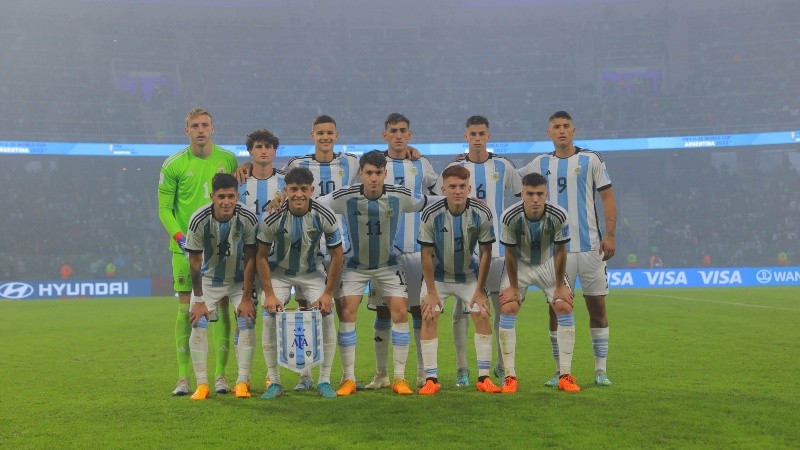El equipo albiceleste que venció a Uzbekistán