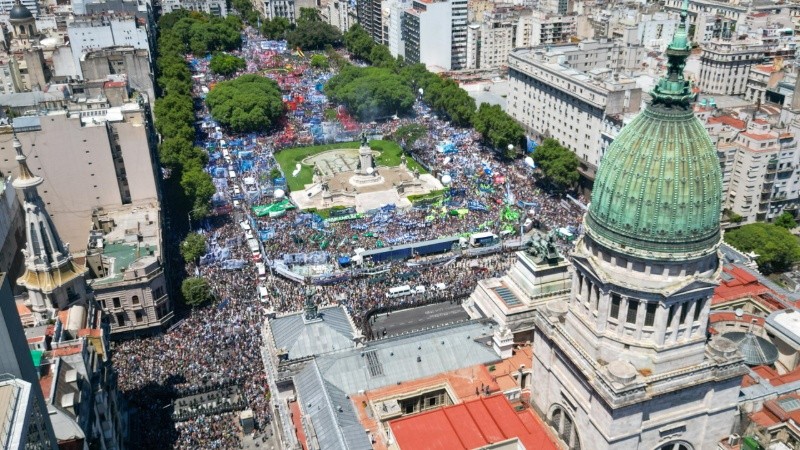 Las movilizaciones fueron masivas en Buenos Aires y en el resto del país.