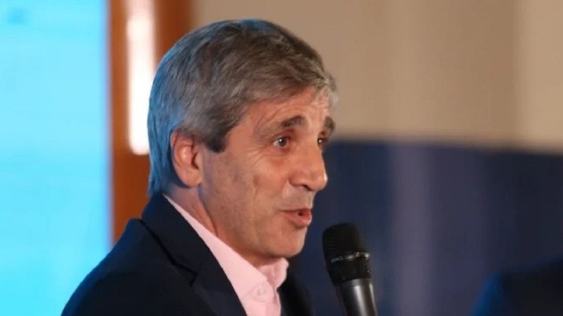 Luis Caputo habló en un evento organizado por la Fundación Mediterránea.