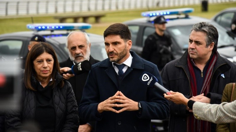 El gobernador trabaja a la par construcción política y gestión, con la seguridad como el principal foco.