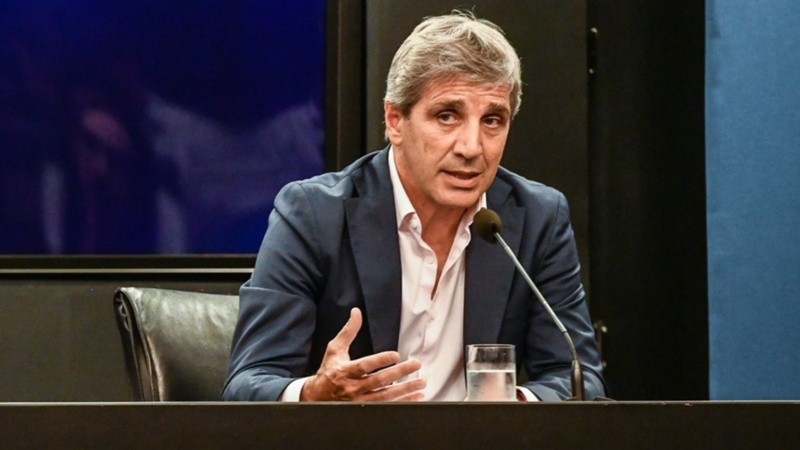 El ministro de Economía, Luis Caputo.