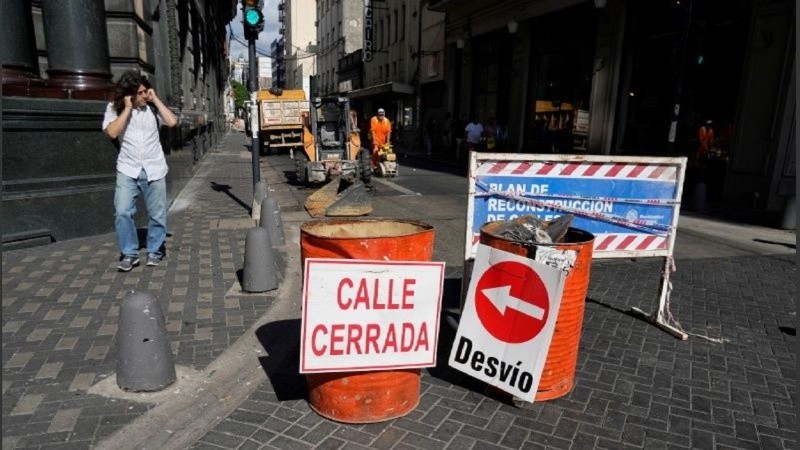 Son varias arterias con reducción de calzada, y un corte total en Dorrego al 2200.