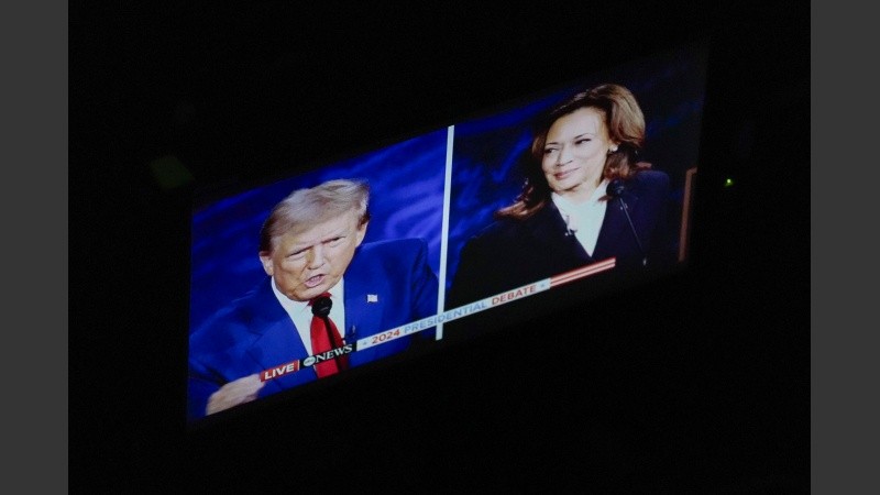 Escena del debate presidencial entre Kamala Harris y Donald Trump.