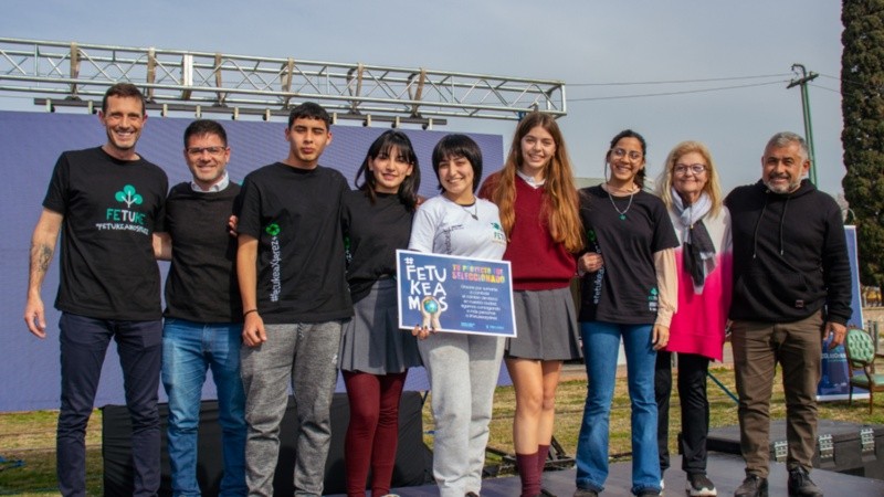 La presentación de los proyectos pensados por los adolescentes y jóvenes de Pérez.