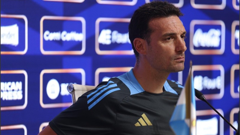 Scaloni habló en conferencia de prensa antes del partido de este martes entre Argentina y Perú.