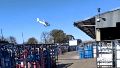 Un video registró el momento exacto en que el piloto Juan Manuel Medina estrelló una avioneta contra Air Liquid.