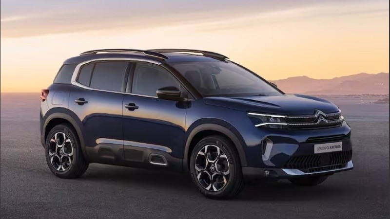 El Citroën C5 Aircross es uno de los vehículos cero kilómetros alcanzados por la primera escala del tributo.